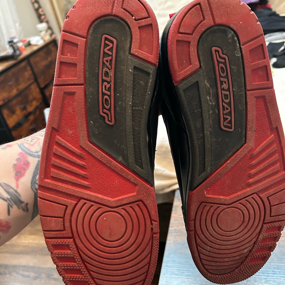 Jordan Black and Red Sneakers - Picture 5 of 5